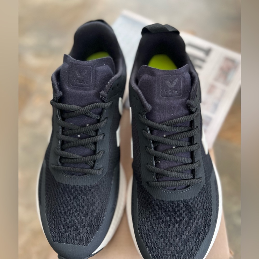 NIB | Veja Impala Engineered Mesh Sneaker Size 36 | Brand New in Box - Picture 11 of 13